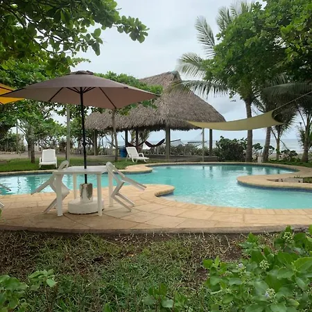 Cabo Tortuga Bungalows Monterrico Extérieur photo