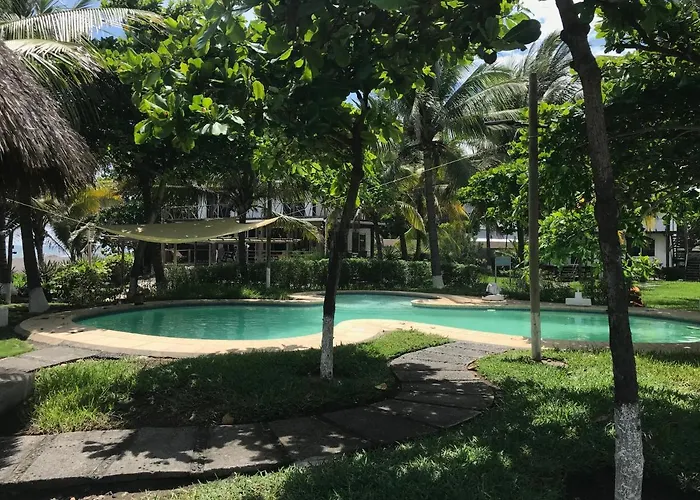 Cabo Tortuga Bungalows